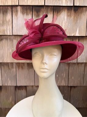 Vtg church brim hat burgundy wool bow sequins tulle trim 21” Deborah Fashions.